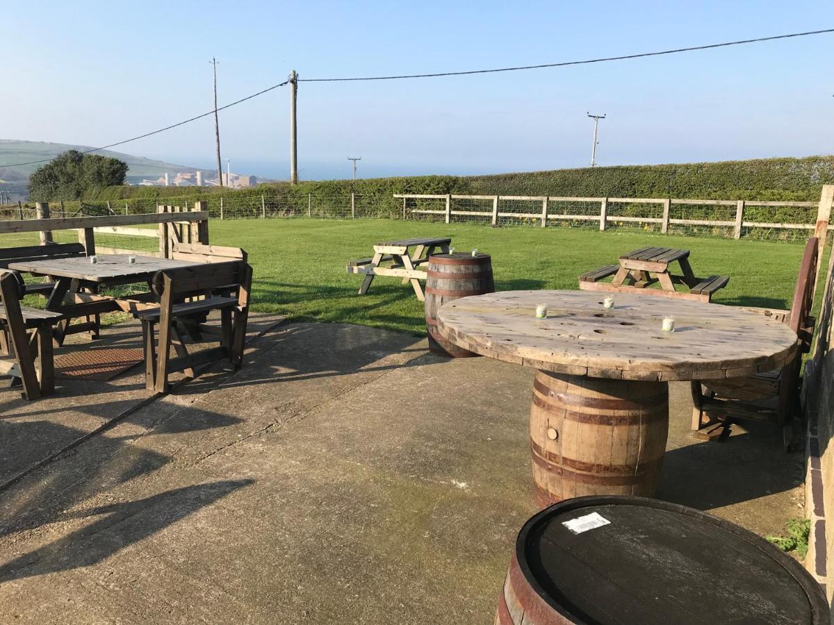 The Fox Inn, Roxby, Static Caravan Экстерьер фото